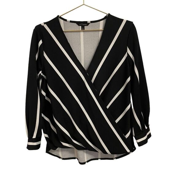 Banana Republic Navy White Wrap Crepe Blouse Size Small - Picture 1 of 8